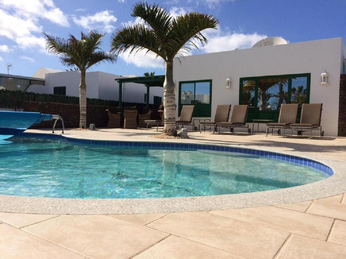 Lazy Daze Villa Playa Blanca (Lanzarote)
